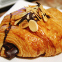 croissant chocolate